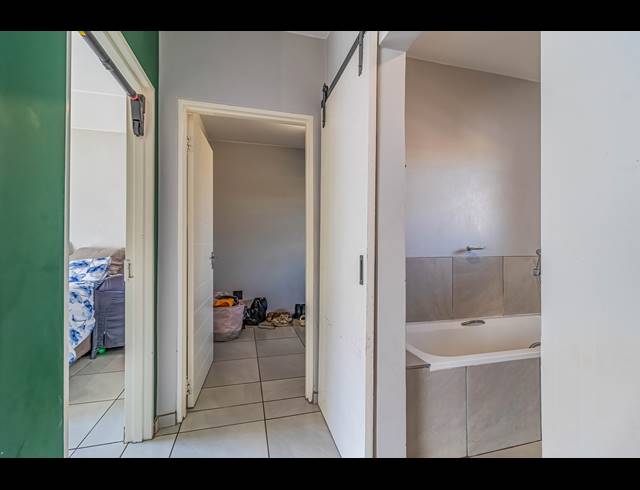 2 BEDROOM APARTMENT FOR SALE IN FLEURHOF